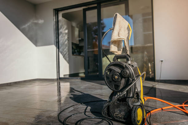 Best Sign and Awning Cleaning  in Mission, TX